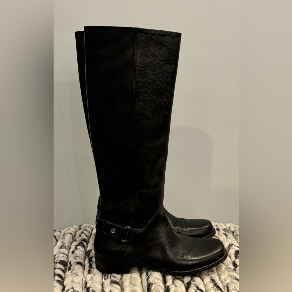 Stuart Weitzman Woman’s Black Riding Boot Size 7.5 - image 2